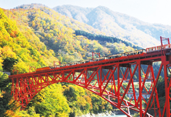 黒部峡谷鉄道・立山黒部アルペンルート・上高地 3日間