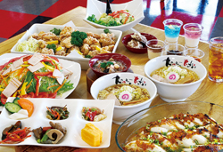 猪苗代ハーブ園ひまわり大迷路、ラーメン&ビュッフェ・ランチと桃狩り食べ放題