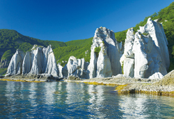 霊場恐山と秘境・仏ヶ浦　本州最北の半島、下北の旅　３日間