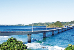 歴史感じる萩・津和野、日本海の絶景・角島大橋と門司港レトロ　３日間